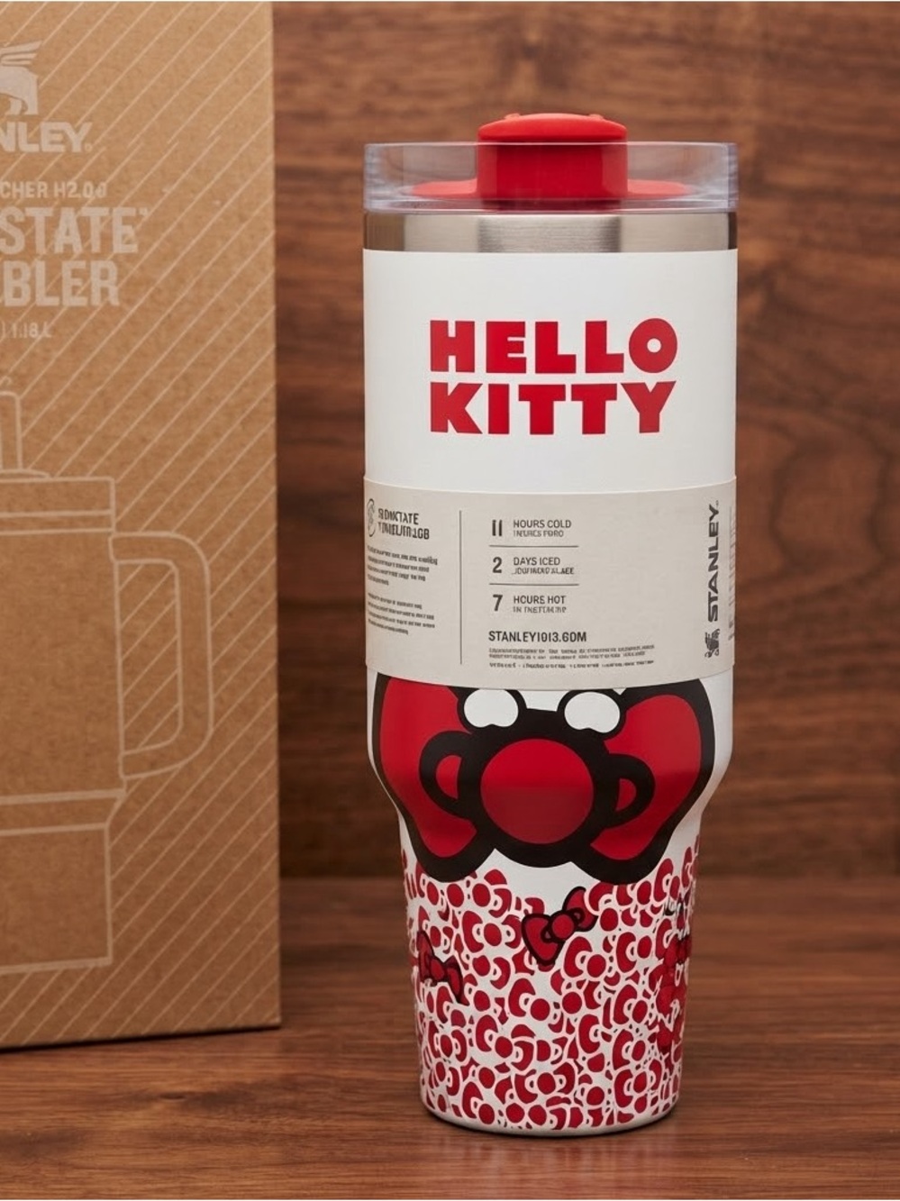 Stanley Red Hello Kitty Tumbler 40oz flowstate cup handle water bottle red bow